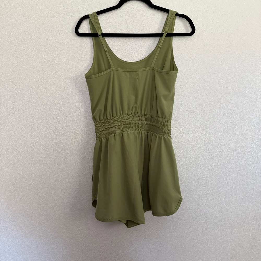 Abercrombie Traveler Romper in Green Small - Picture 4 of 6